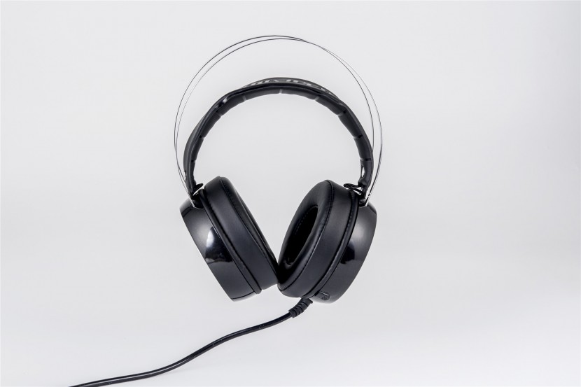 G310  3.5震动  头戴式耳机
